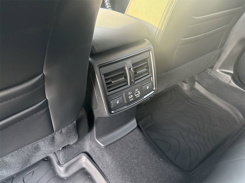 2025 Subaru FORESTER Touring Hybrid