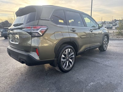 2025 Subaru FORESTER Touring Hybrid