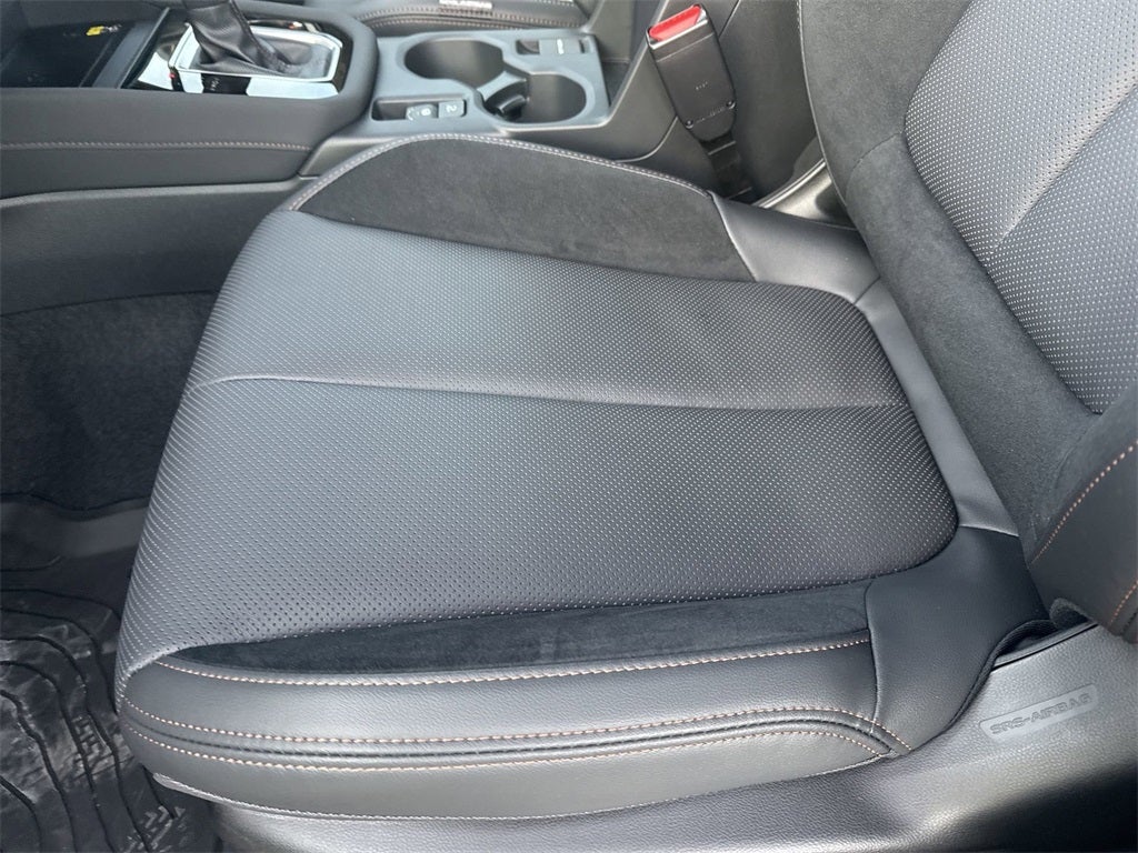 2025 Subaru FORESTER Touring Hybrid