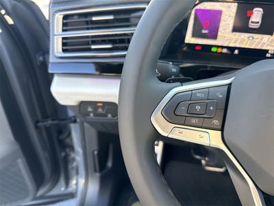 2025 Volkswagen Atlas Cross Sport 2.0T SEL Premium R-Line