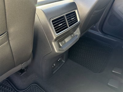 2025 Volkswagen Atlas Cross Sport 2.0T SEL Premium R-Line