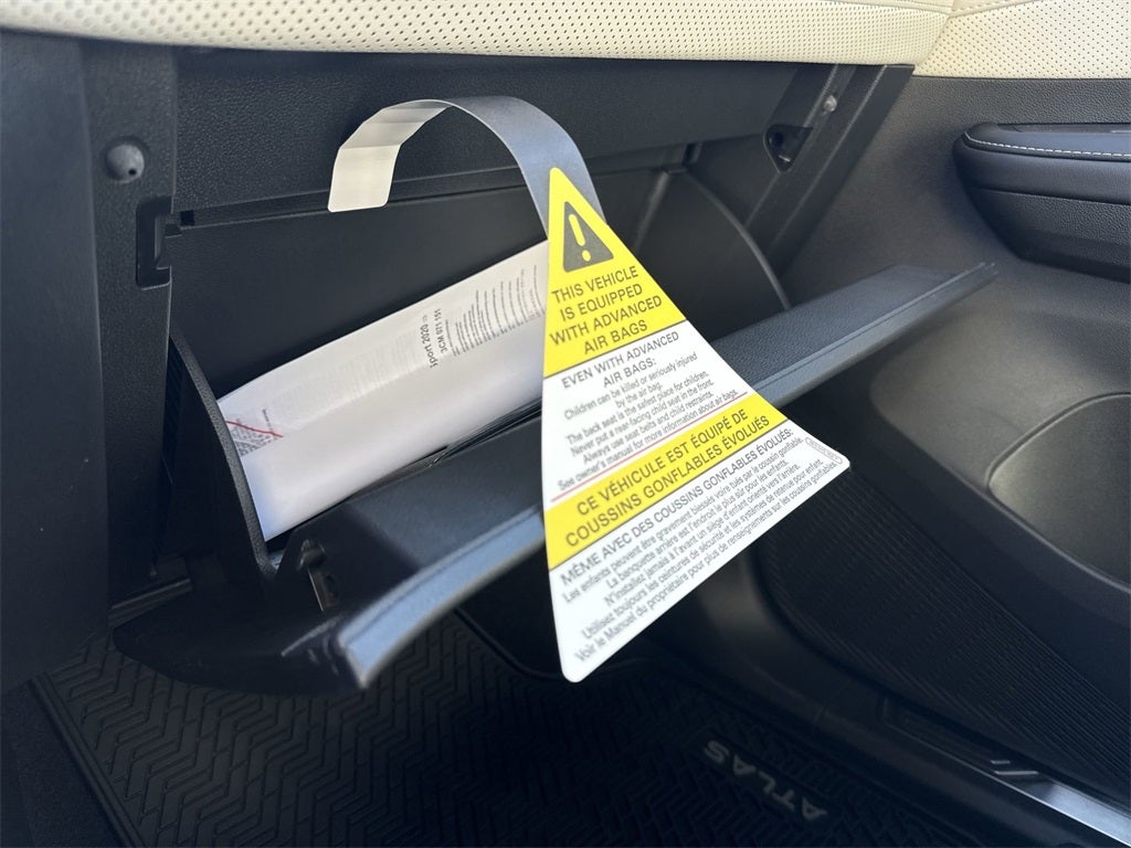 2025 Volkswagen Atlas Cross Sport 2.0T SEL Premium R-Line