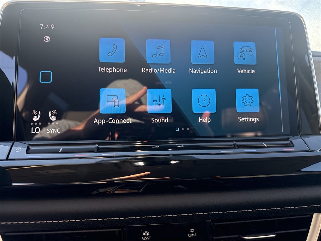 2026 Volkswagen Atlas 2.0T SE w/ Technology