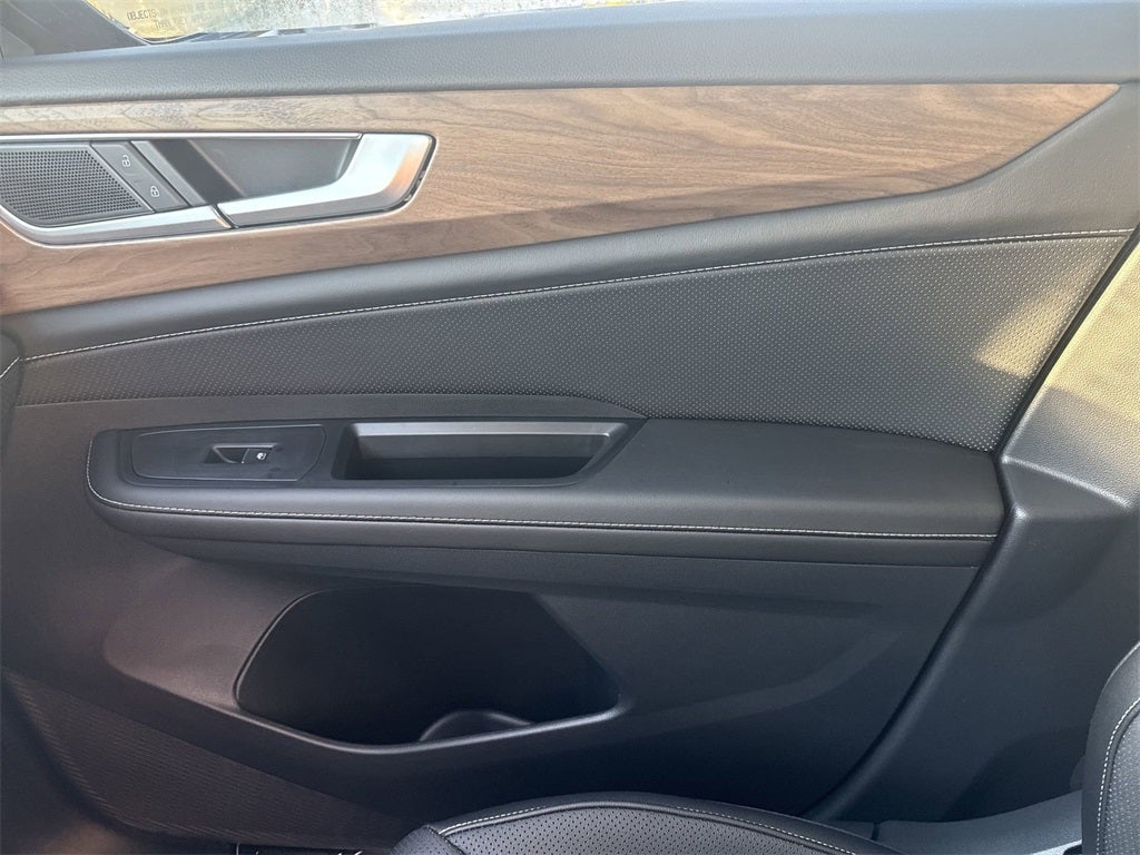 2026 Volkswagen Atlas 2.0T SE w/ Technology