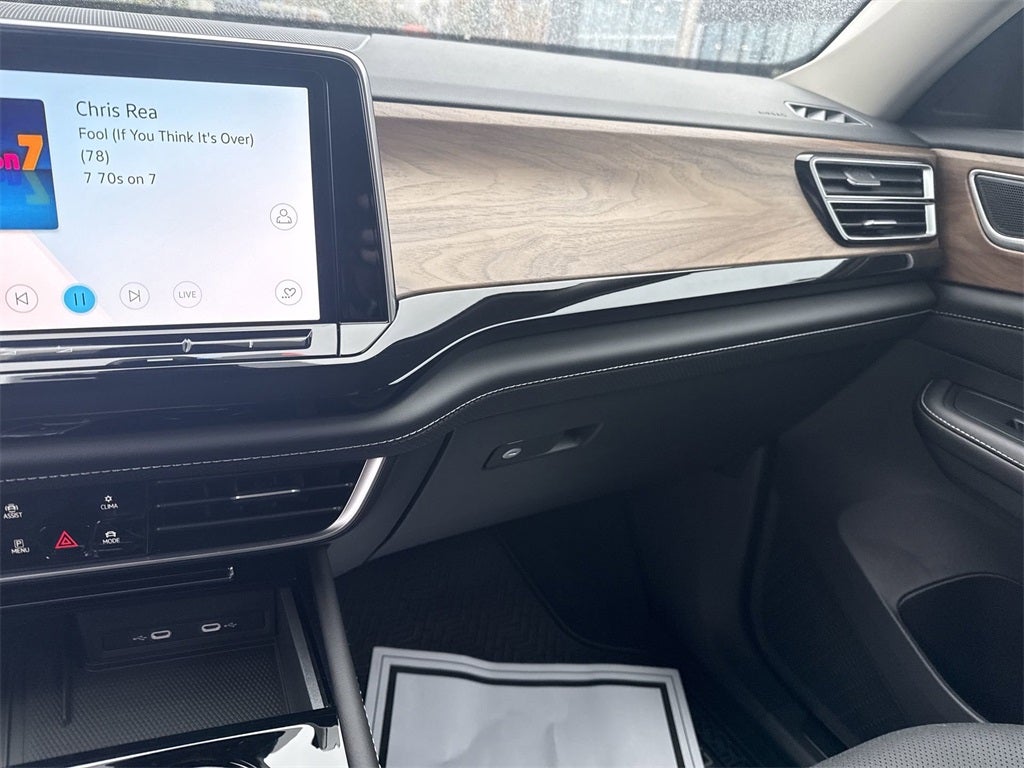 2026 Volkswagen Atlas 2.0T SE w/ Technology