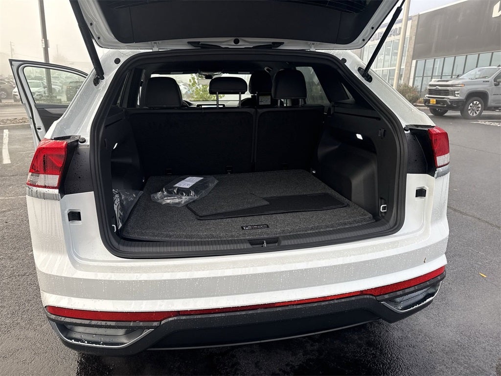 2026 Volkswagen Atlas Cross Sport 2.0T SE