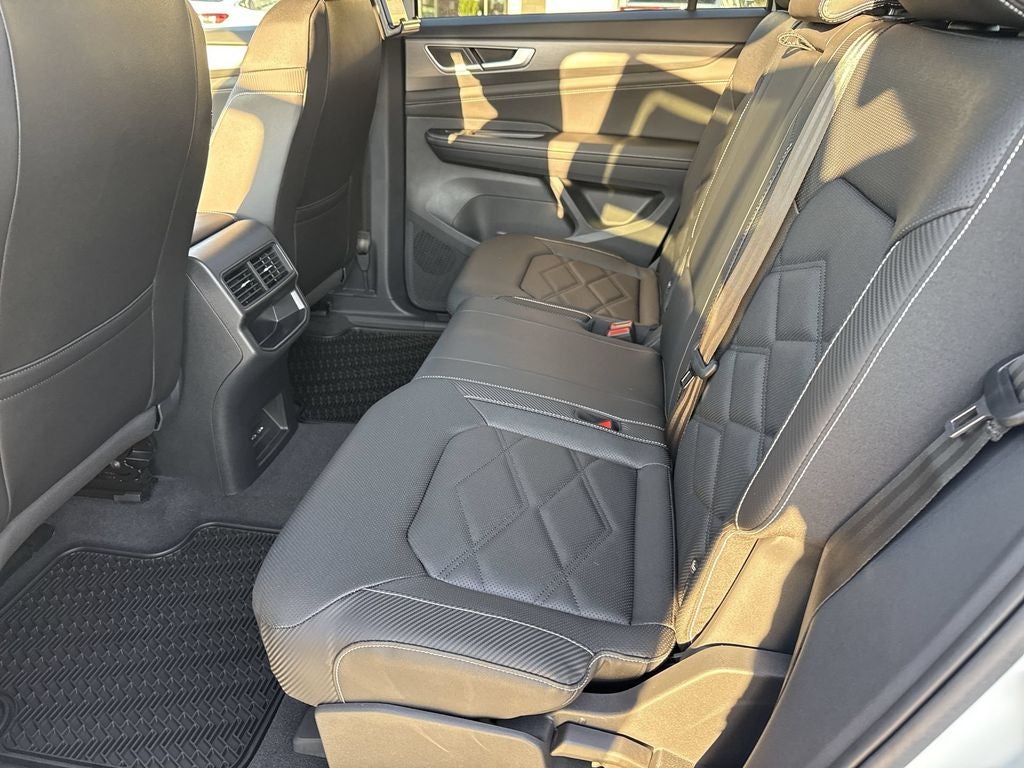 2026 Volkswagen Atlas Cross Sport 2.0T SE