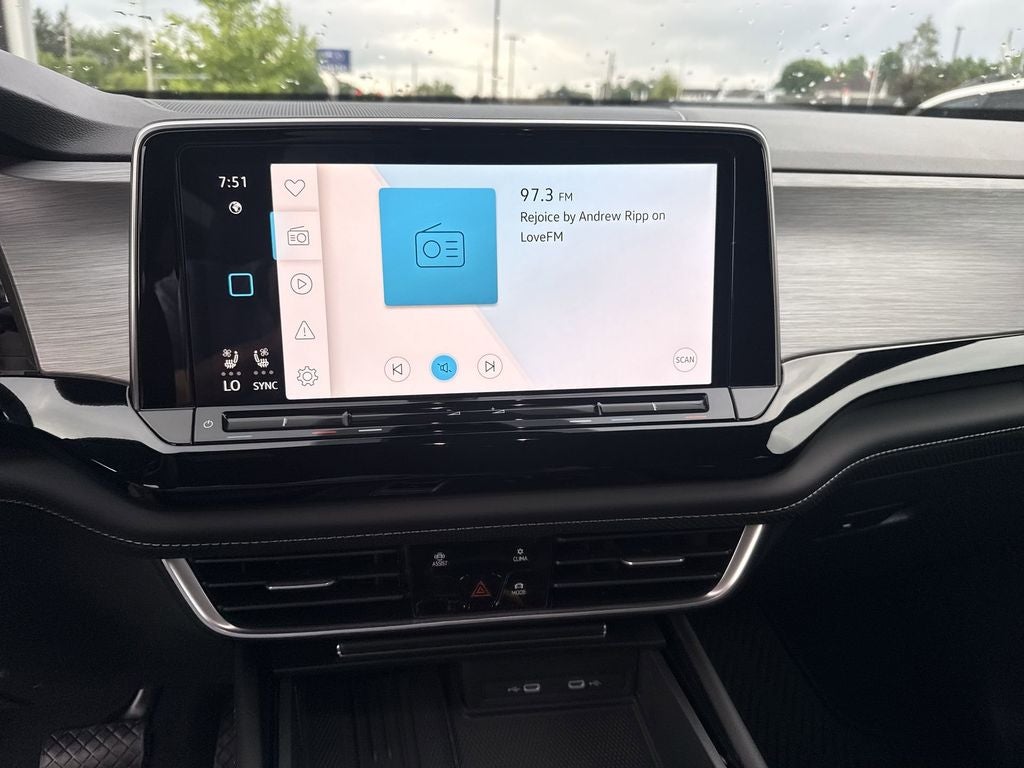 2026 Volkswagen Atlas Cross Sport 2.0T SE
