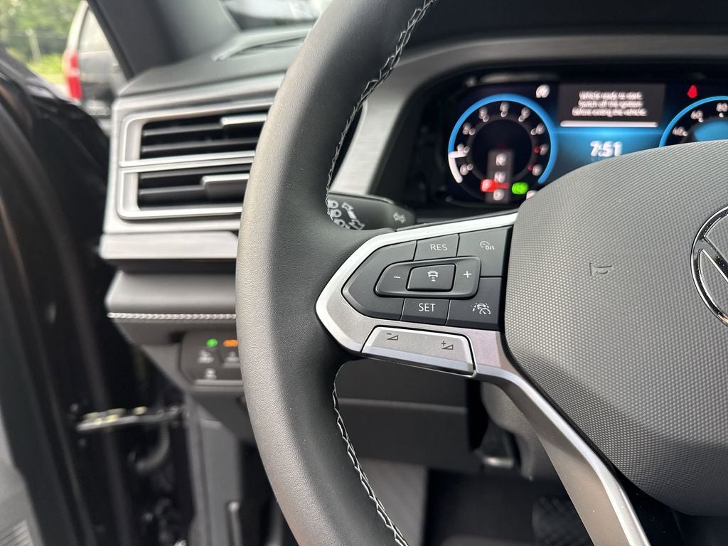 2026 Volkswagen Atlas Cross Sport 2.0T SE