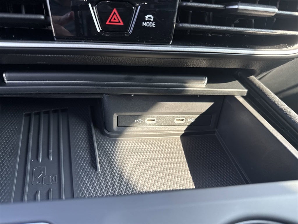 2025 Volkswagen Atlas Cross Sport 2.0T SE