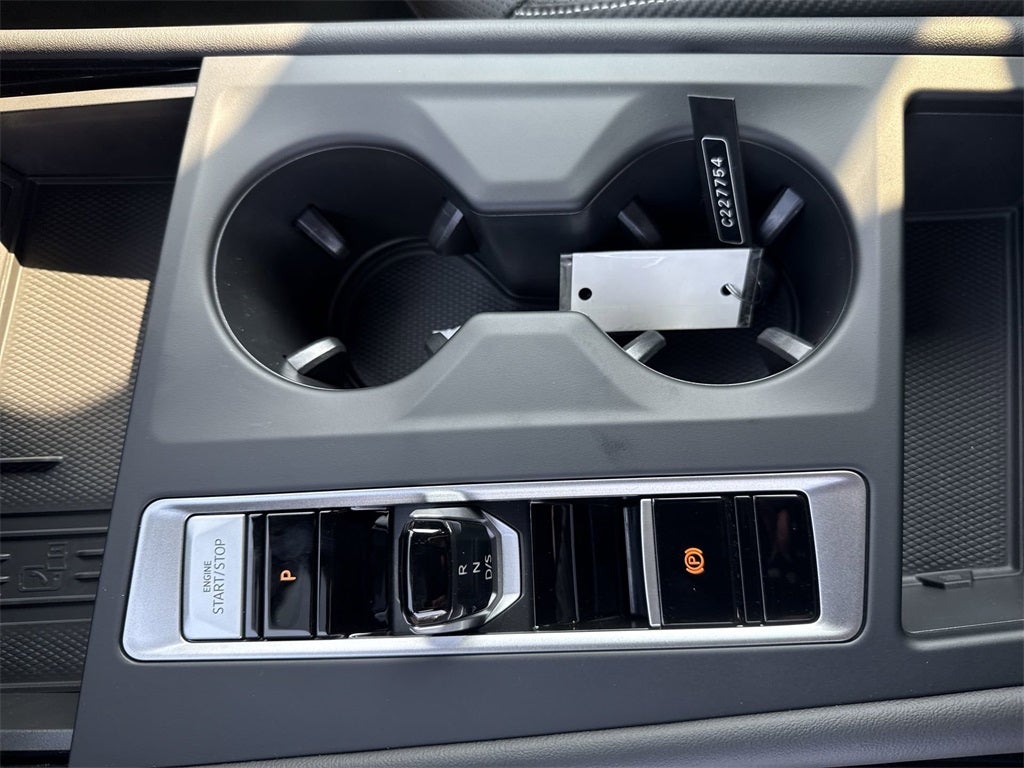 2025 Volkswagen Atlas Cross Sport 2.0T SE