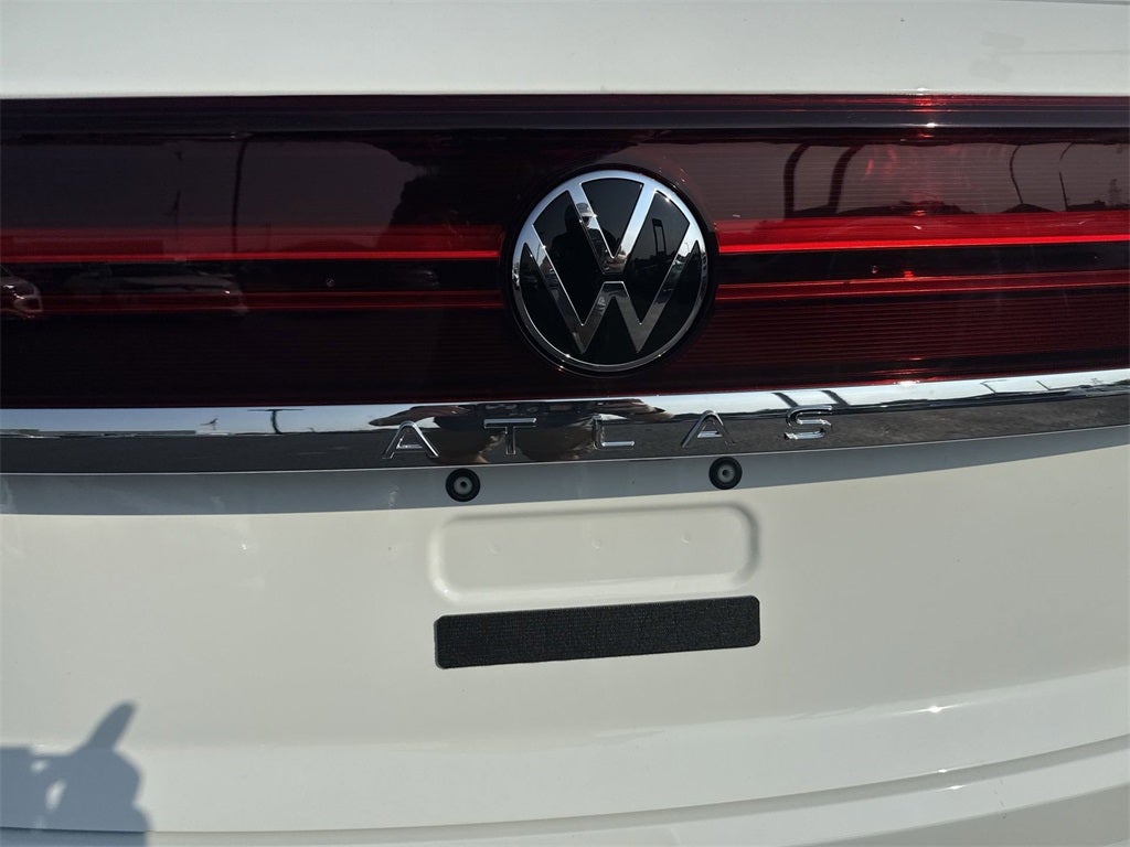 2025 Volkswagen Atlas Cross Sport 2.0T SE