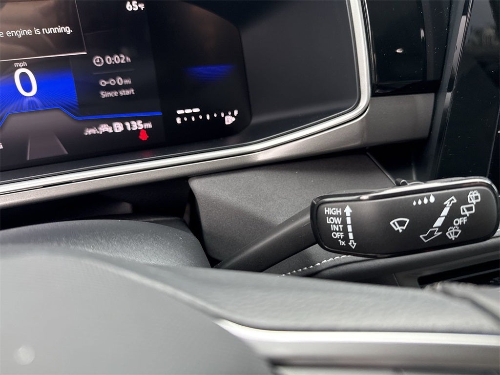 2025 Volkswagen Taos 1.5T SE Black