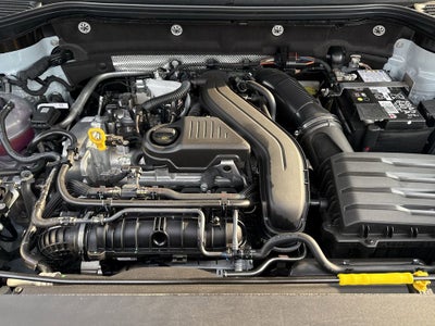 2026 Volkswagen Taos 1.5T SE Black