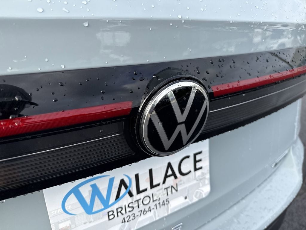2026 Volkswagen Taos 1.5T SE Black