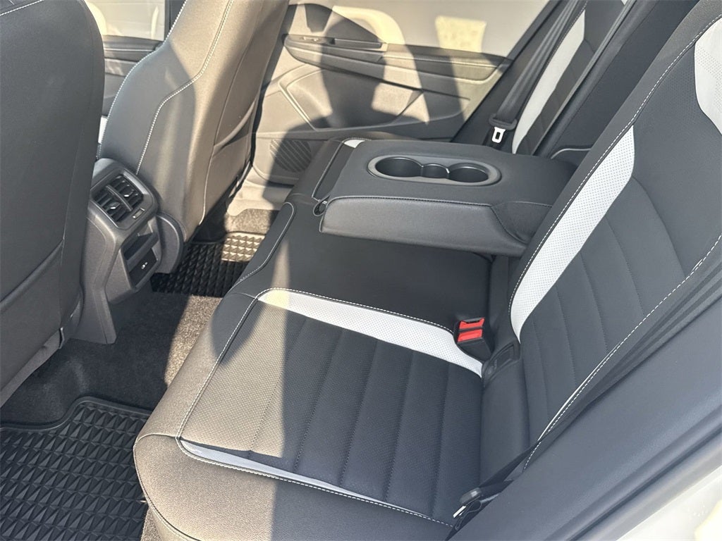 2025 Volkswagen Taos 1.5T SEL