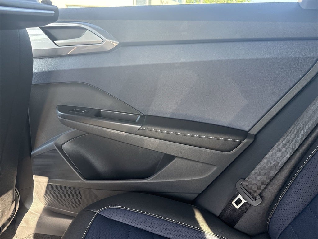 2025 Volkswagen Taos 1.5T SEL