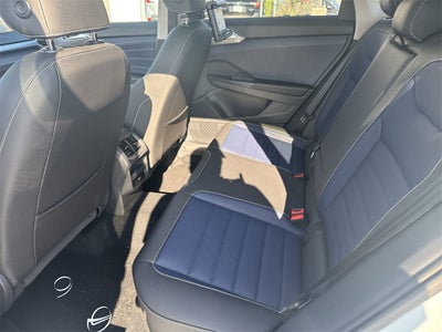 2025 Volkswagen Taos 1.5T SEL