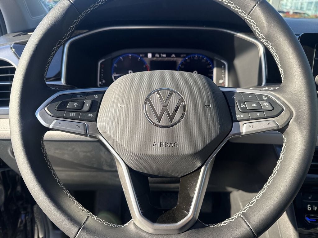 2026 Volkswagen Taos 1.5T SEL
