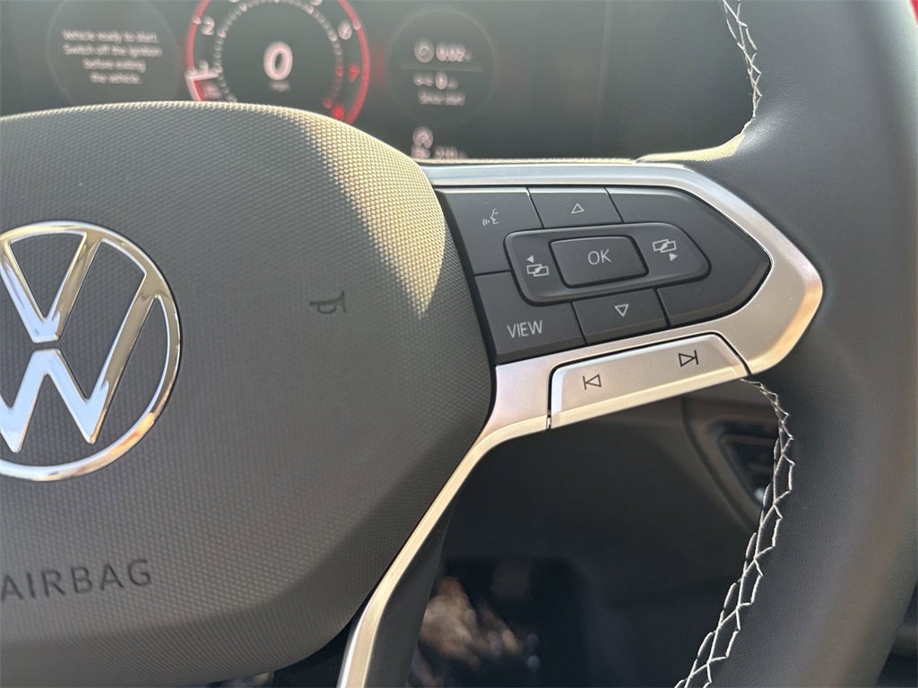 2025 Volkswagen Tiguan 2.0T SE