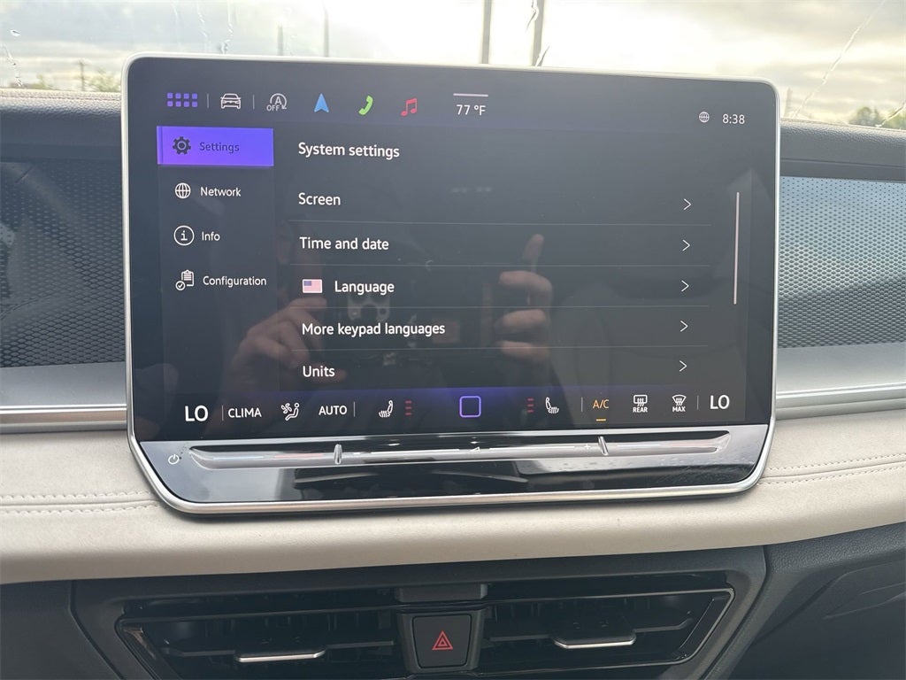 2025 Volkswagen Tiguan 2.0T SE