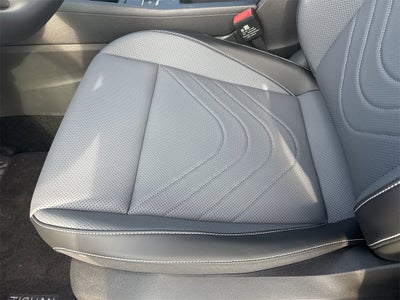 2025 Volkswagen Tiguan 2.0T SE R-Line Black