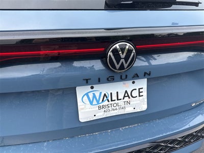 2025 Volkswagen Tiguan 2.0T SE R-Line Black