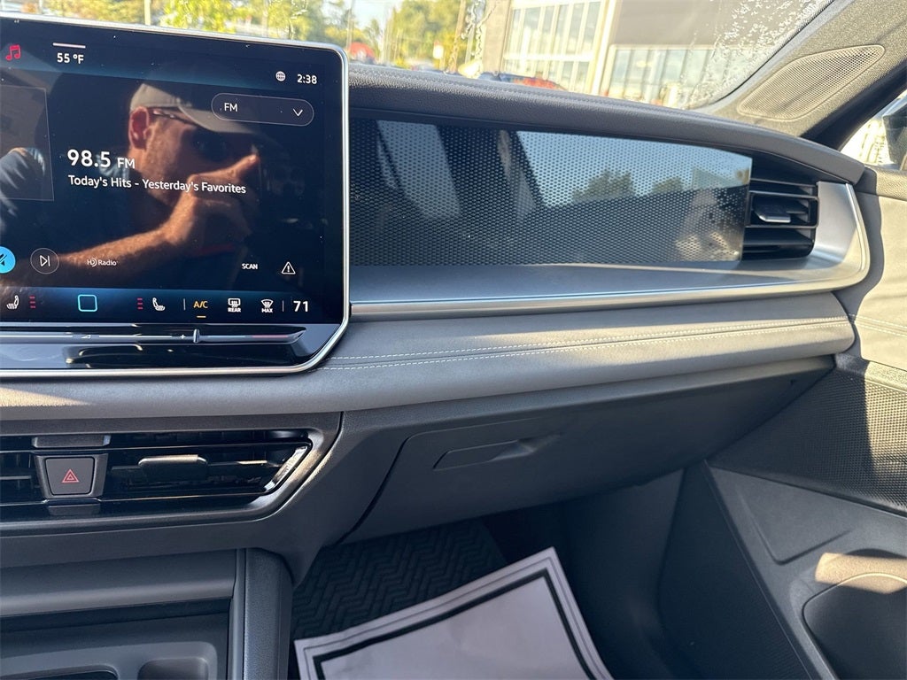 2025 Volkswagen Tiguan 2.0T SE R-Line Black