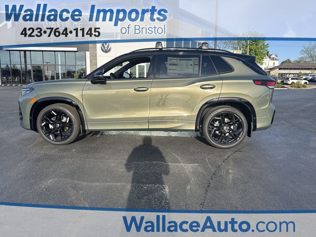 2026 Volkswagen Tiguan 2.0T SE R-Line Black