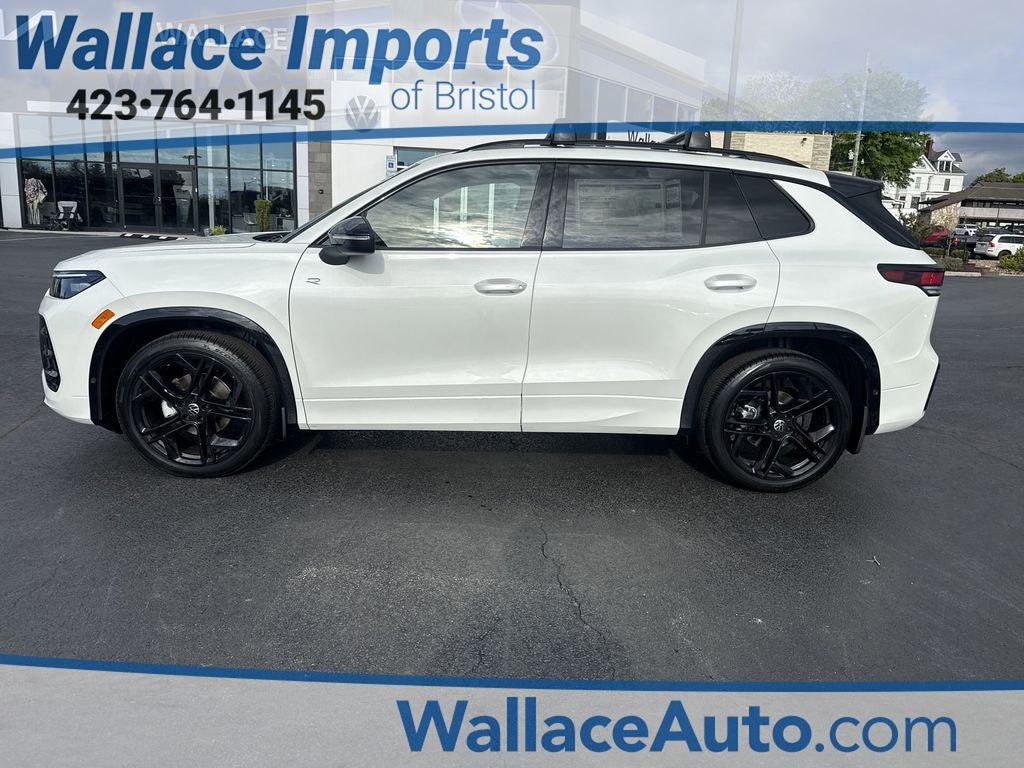2026 Volkswagen Tiguan 2.0T SE R-Line Black