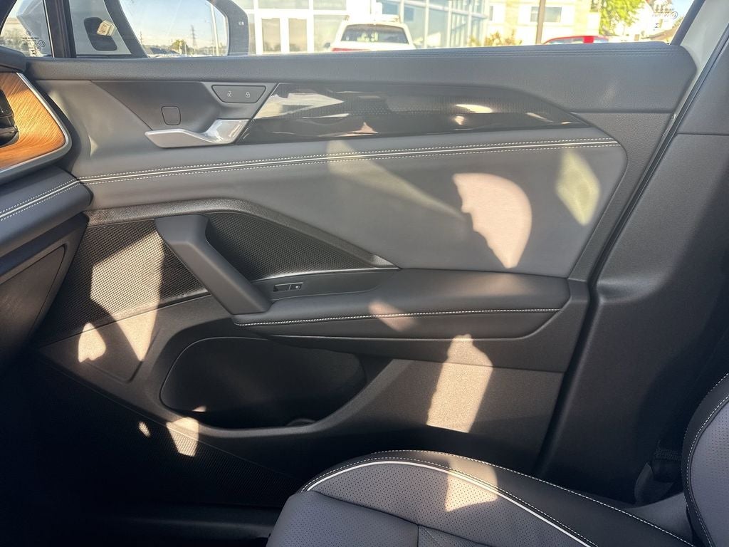 2026 Volkswagen Tiguan 2.0T SEL R-Line Turbo