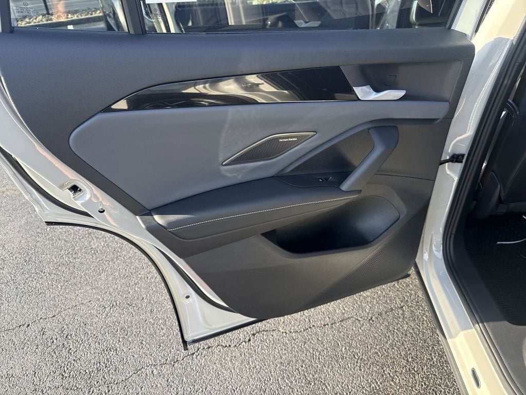 2026 Volkswagen Tiguan 2.0T SEL R-Line Turbo