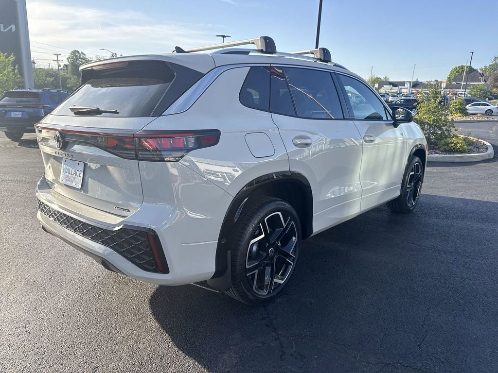 2026 Volkswagen Tiguan 2.0T SEL R-Line Turbo