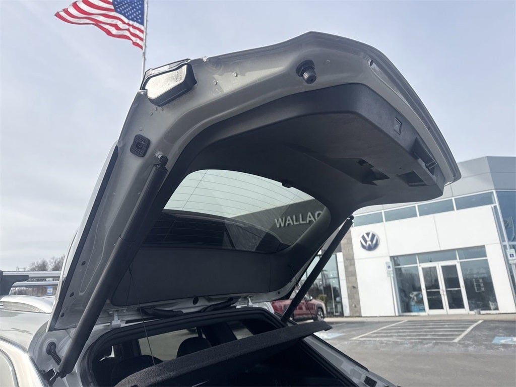 2026 Volkswagen Tiguan 2.0T SEL