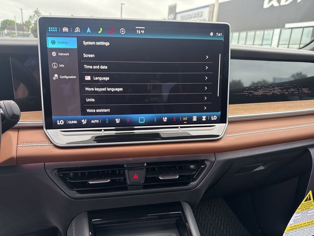 2026 Volkswagen Tiguan 2.0T SEL