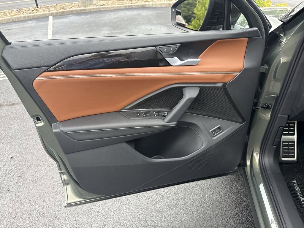 2026 Volkswagen Tiguan 2.0T SEL