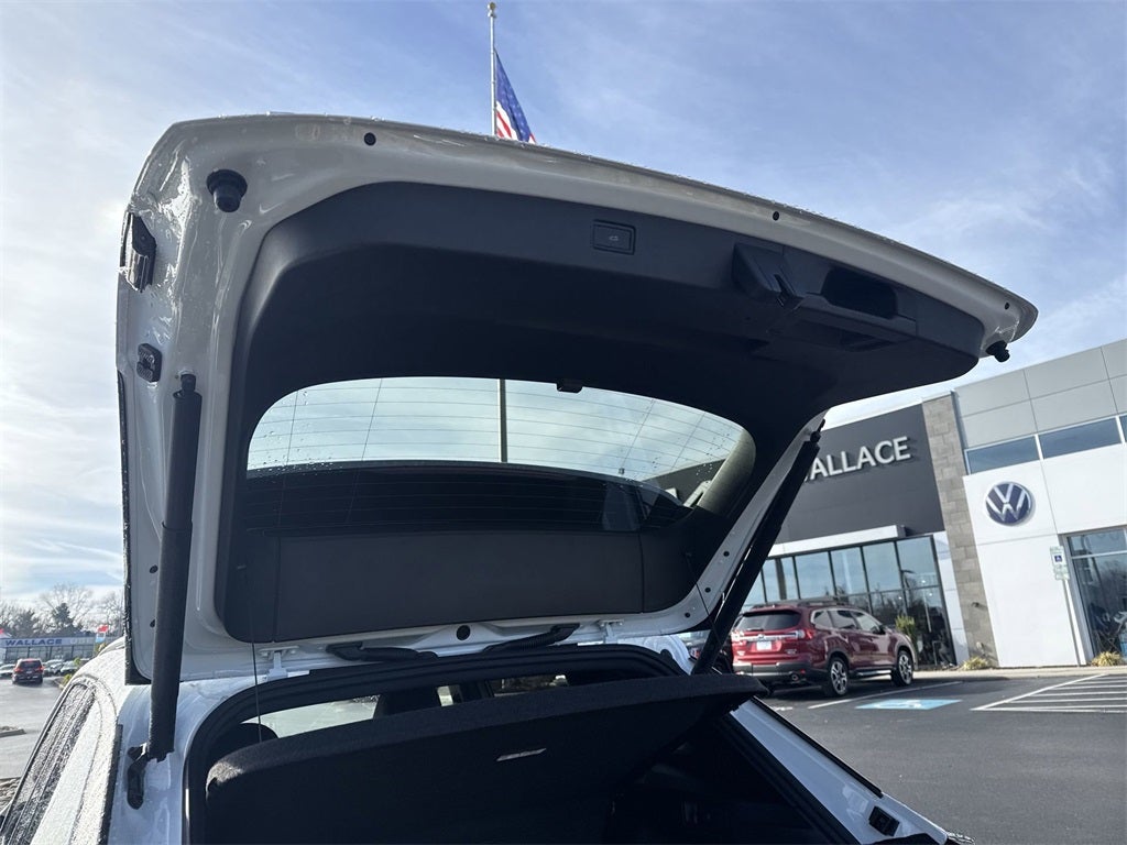 2026 Volkswagen Tiguan 2.0T SEL