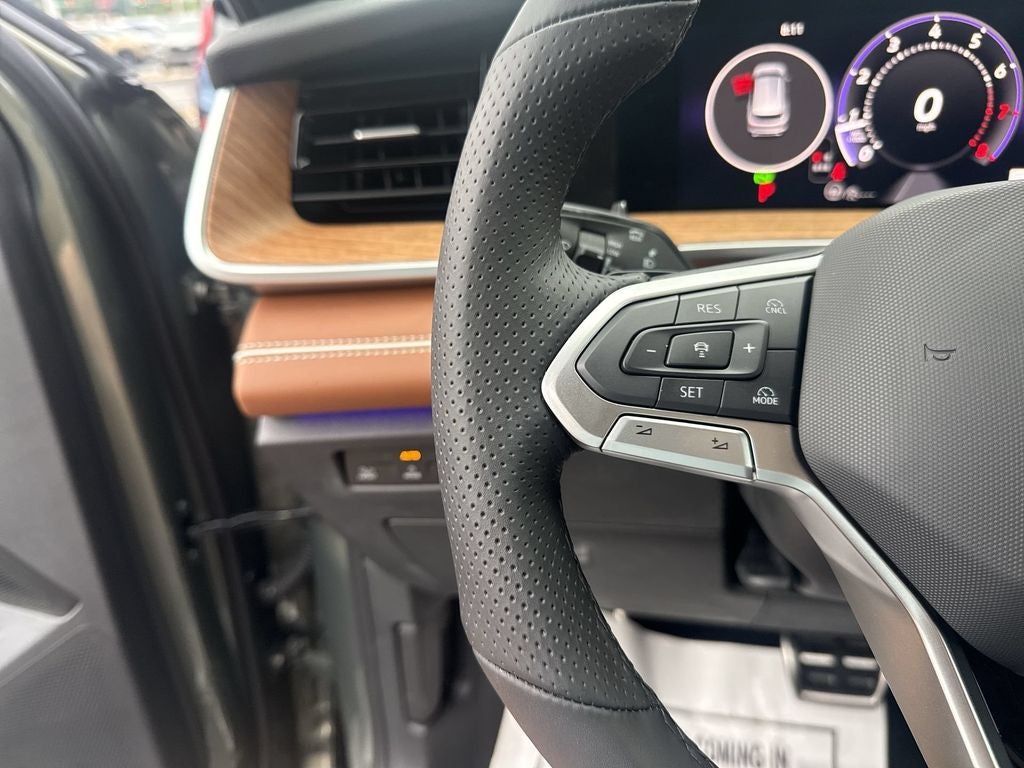 2026 Volkswagen Tiguan 2.0T SEL R-Line Turbo