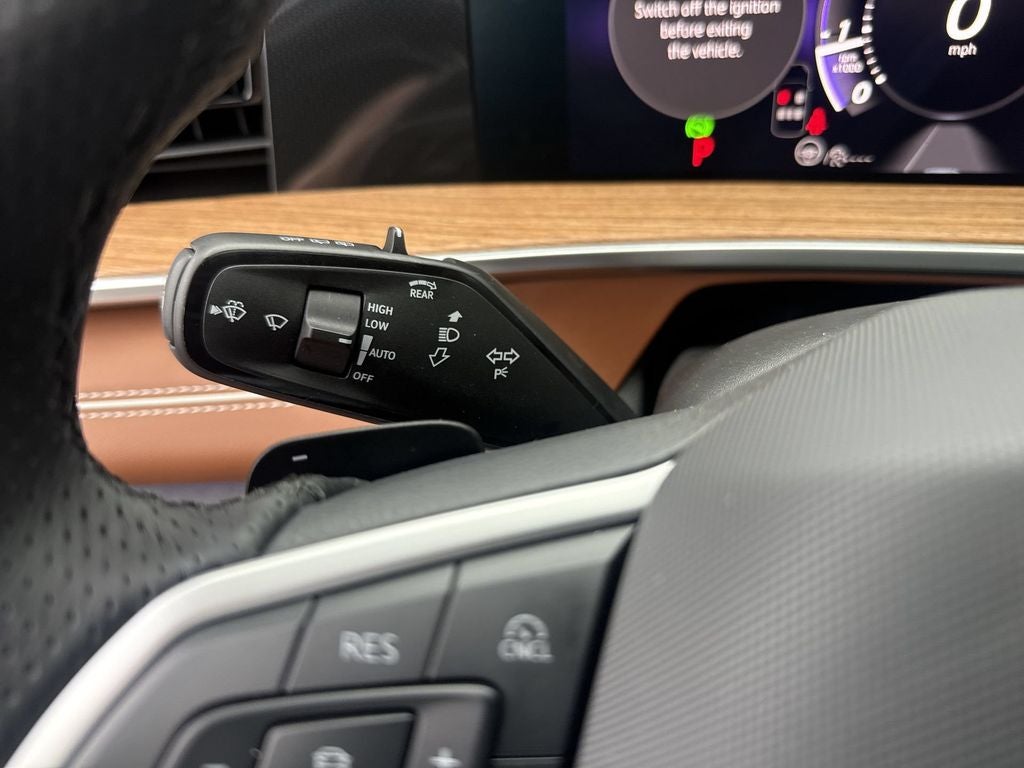2026 Volkswagen Tiguan 2.0T SEL R-Line Turbo