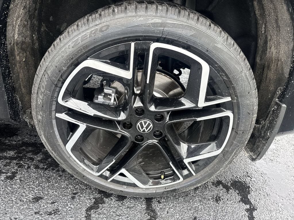 2026 Volkswagen Tiguan 2.0T SEL R-Line Turbo