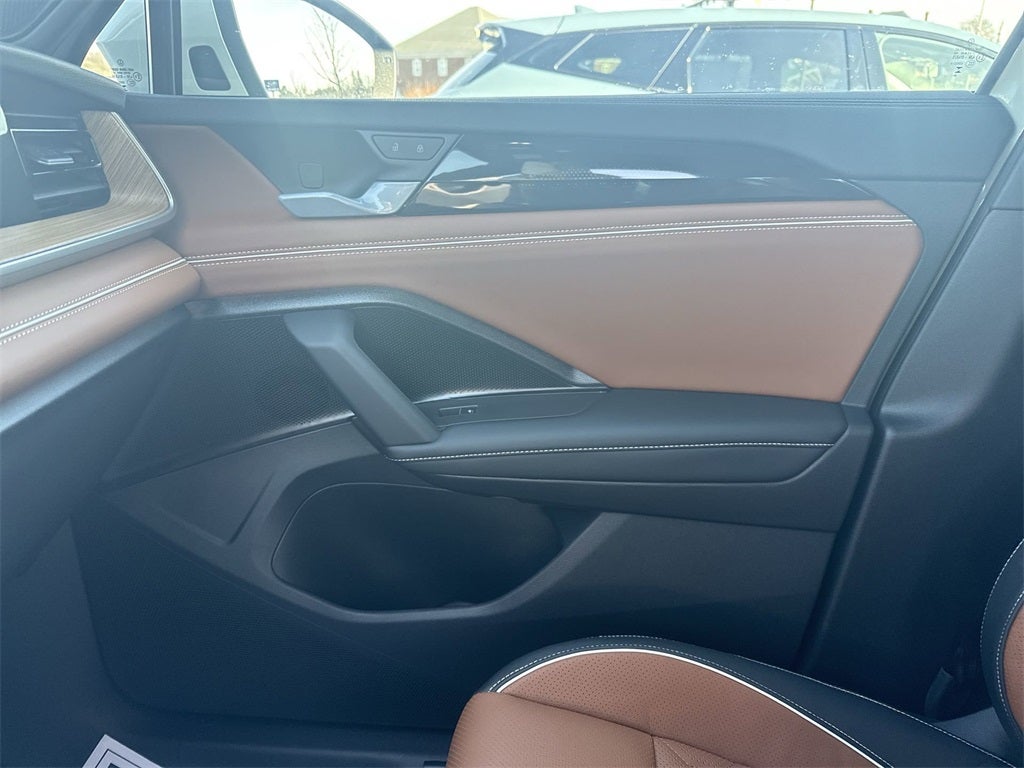 2026 Volkswagen Tiguan 2.0T SEL