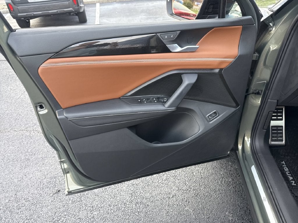 2026 Volkswagen Tiguan 2.0T SEL R-Line Turbo