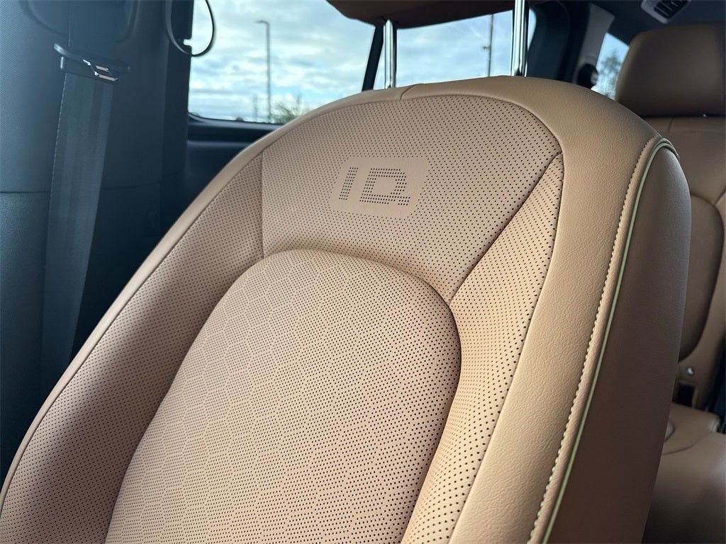 2025 Volkswagen ID. Buzz Pro S Plus