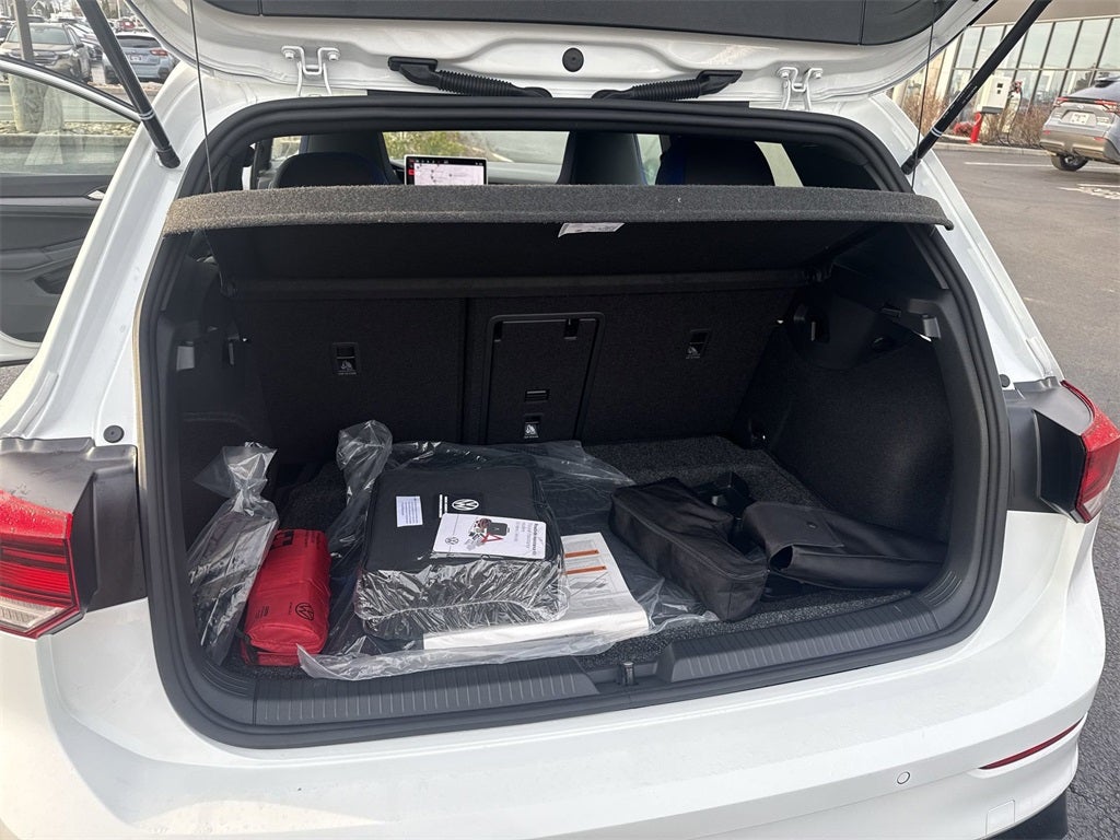 2026 Volkswagen Golf R 2.0T