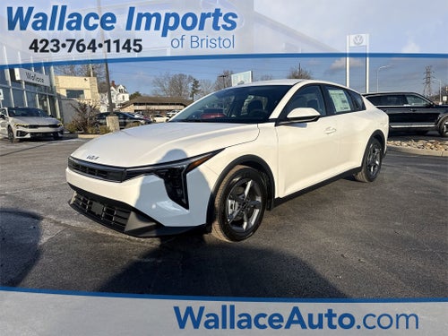 2026 Kia K4 LXS