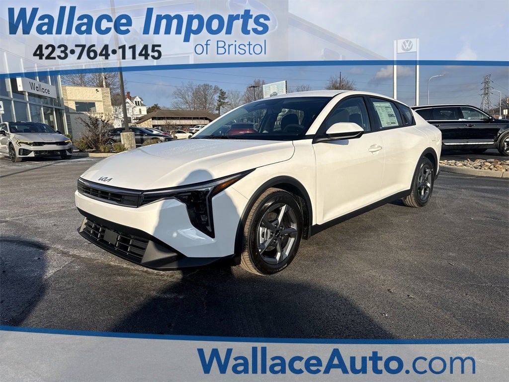 2026 Kia K4 LXS