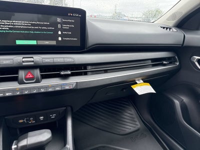 2026 Kia K4 LXS