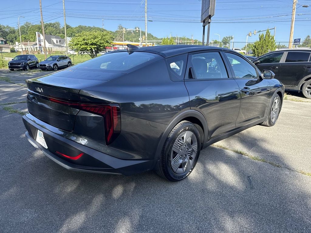 2026 Kia K4 LX