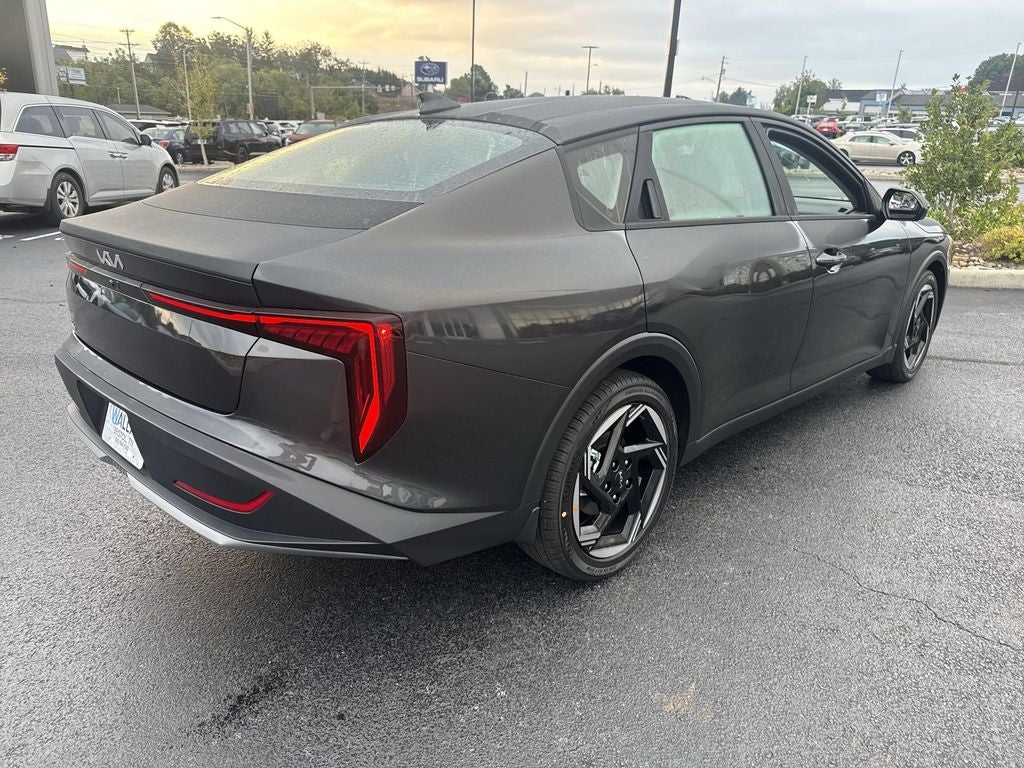 2026 Kia K4 EX