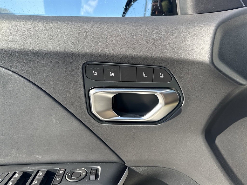 2025 Kia K4 GT-Line Turbo